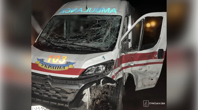 Росіяни у великодню ніч атакували дроном швидку на Сумщині: постраждали троє медиків
