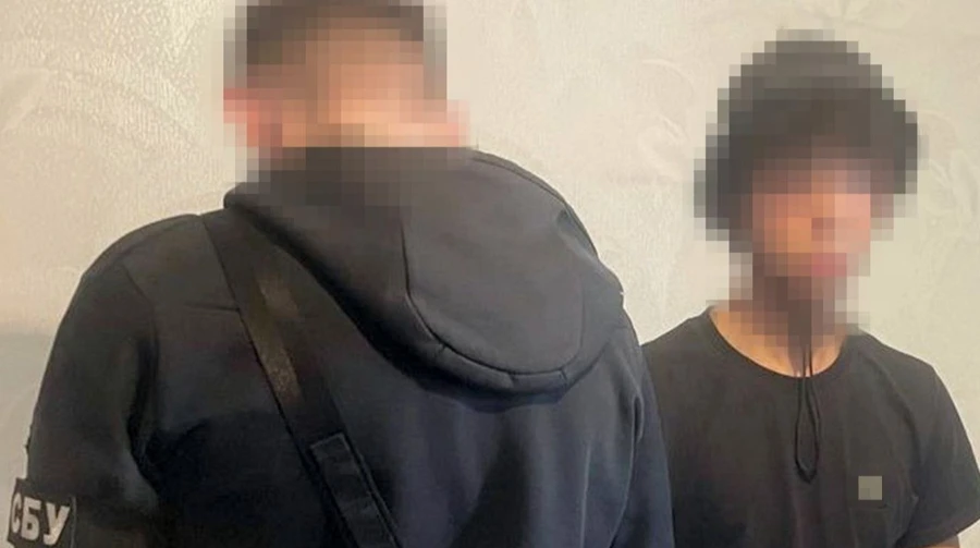 СБУ: В Харьковской области задержали 17-летнего студента, которому обещали убить отчима за шпионаж в пользу РФ