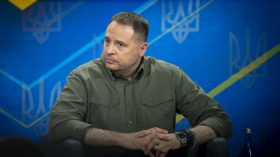 Office of President of Ukraine remains silent on inquiry about Office Head's advisors and their responsibilities