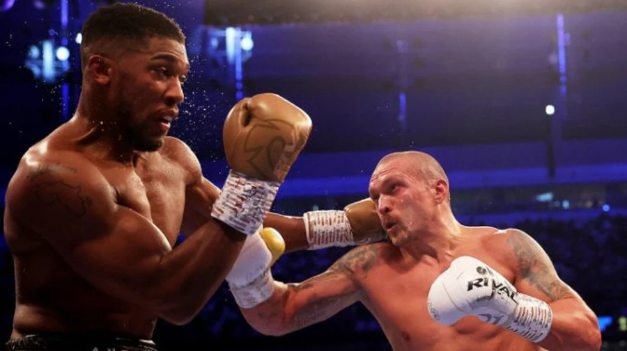 Чому ви такий кровожерливий?. Усик пояснив, чому не нокаутував Джошуа