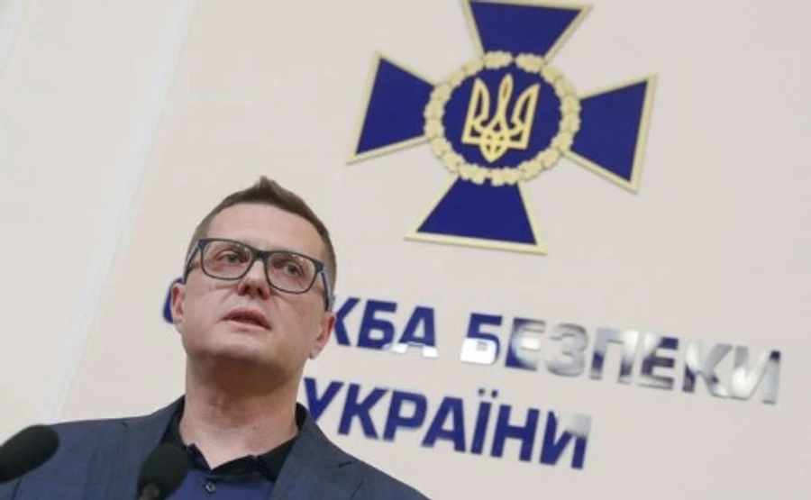 Прослушка Гончарука: в квартирах журналистов 1+1 проводили обыски