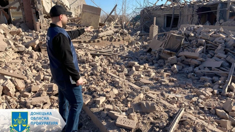 Russians bomb Sloviansk: six people wounded – photos