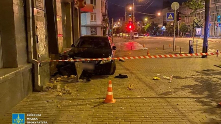 У лікарні померла жінка, яку збив п’яний чиновник прокуратури у Києві