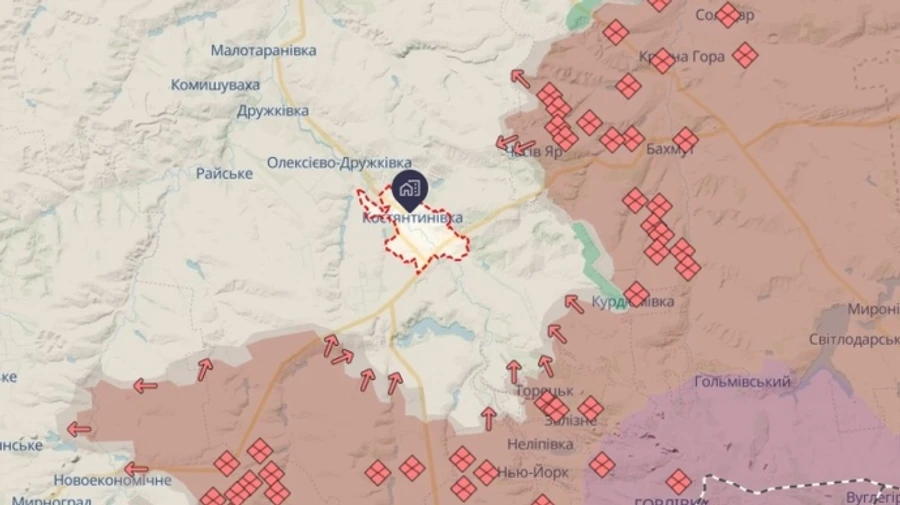 Russians attack Kostiantynivka, Donetsk Oblast, killing woman