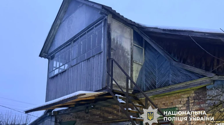 Заманил на чердак 9-летнюю внучку: двоюродного дедушку подозревают в сексуальном насилии