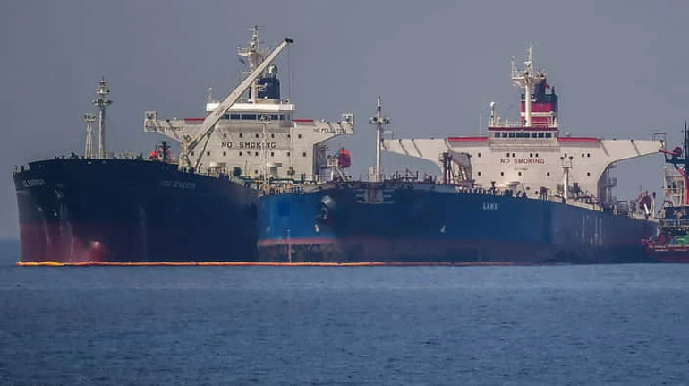 6 кроків, щоб зупинити нафту з Росії: як ЄС може протидіяти морській торгівлі агресора