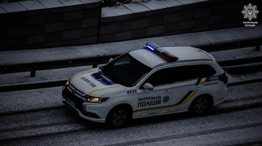 У Києві патрульні зі стріляниною зупинили водія-утікача: підозрюють, що був під наркотиками