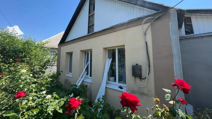 ОВА: Через ворожі атаки на Нікополь постраждали троє людей