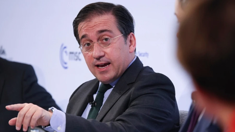 Испанский министр говорит, что ни Евросоюз, ни НАТО не готовятся ни к какой войне