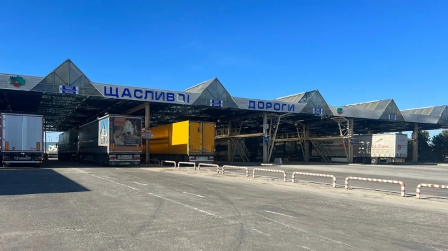 Блокада на кордоні з Польщею: прикордонники розповіли, як і що їде