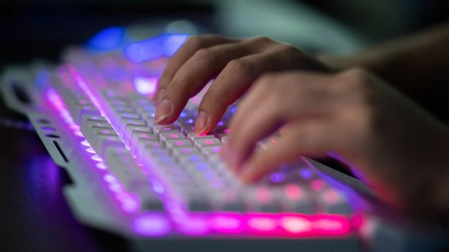 Монастырский: Масштабная кибератака не удалась, сайты работают