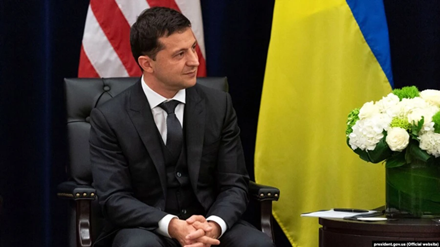 Зустріч Зеленського і Байдена знову перенесли