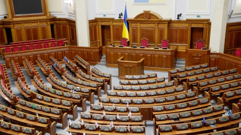 В новую Раду прошли бы 5 партий. Слуга народа не первая