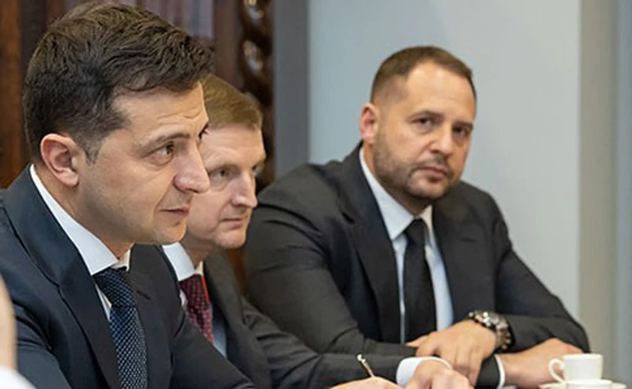 Боротьба за Київ: людей помічника Зеленського призначили у КМДА Кличка 