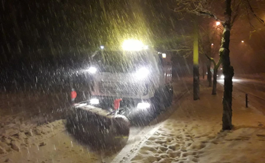 Киян закликали забути про авто на час негоди