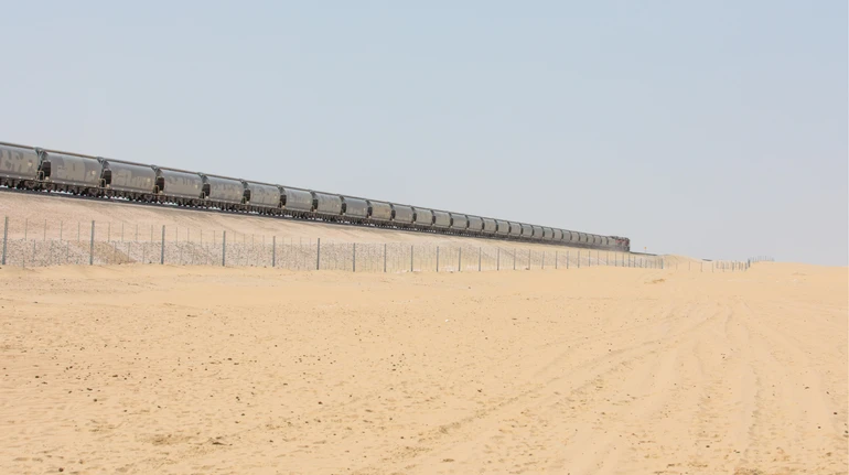 Саудити запустили новий торговий шлях в обхід Ормузької протоки