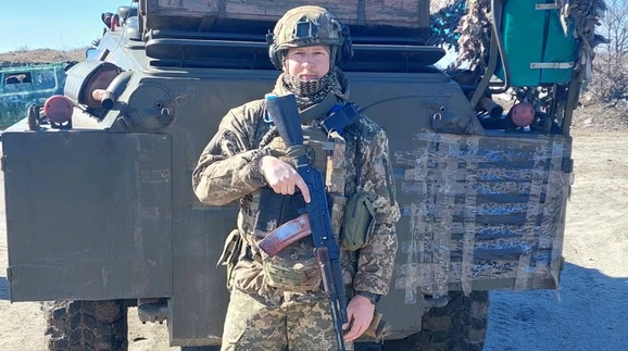 Ukrainian soldier is conferred Hero of Ukraine for spending 343 days in positions without break