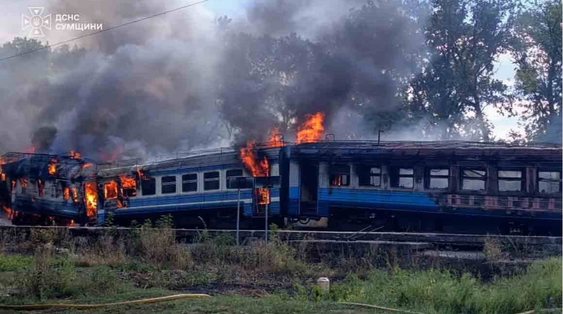 Померли двоє постраждалих через російськи обстріл потяга на Сумщині 9 вересня