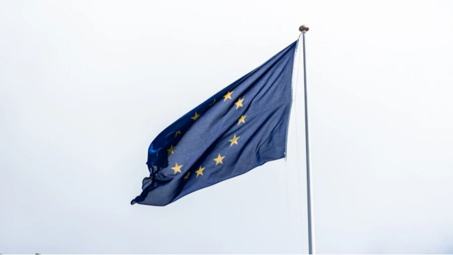 Єврокомісія пропонує пакет змін до правил ЄС, щоб мати змогу прийняти нових членів, зокрема Україну Єврокомісія пропонує пакет змін до правил ЄС, щоб мати змогу прийняти нових членів, зокрема Україну