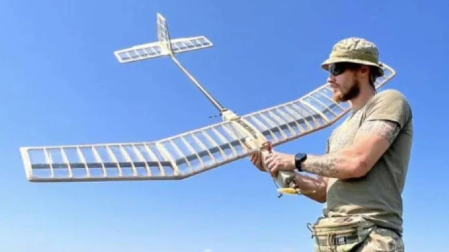 Ukraine's Defence Intelligence test new Ukrainian UAV on contact line