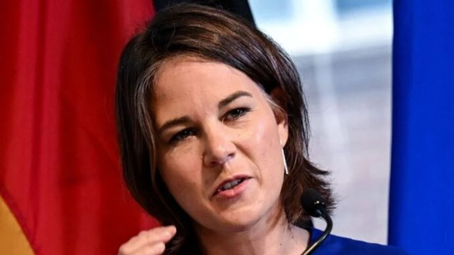 Глава МЗС Німеччини заявила про готовність обговорити заборону в'їзду в ЄС для росіян