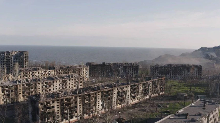 Росіяни облаштували фільтраційний табір на кордоні з Естонією – радник мера Маріуполя