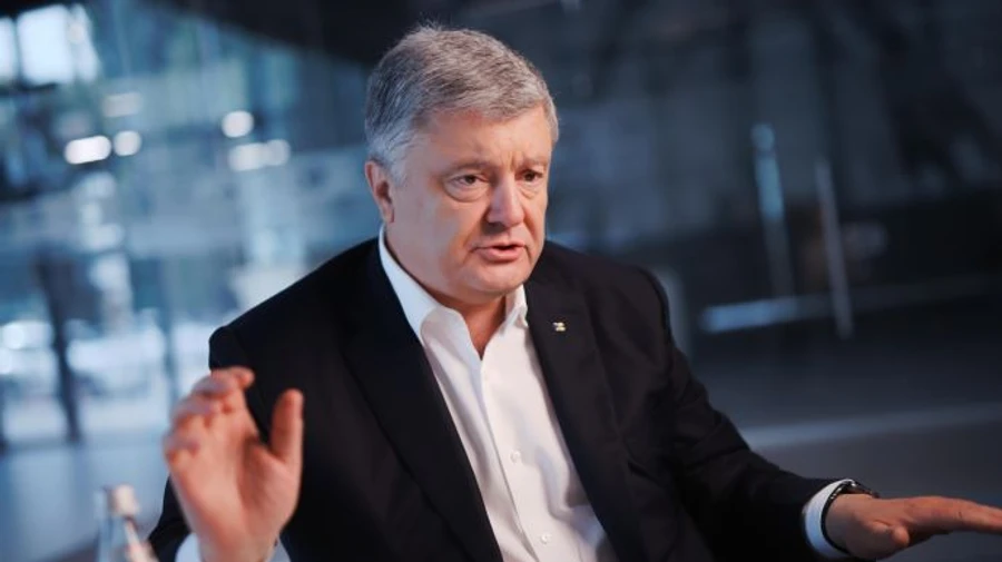 У ДБР розповіли, за яких умов проведуть перехресний допит Порошенка і Медведчука