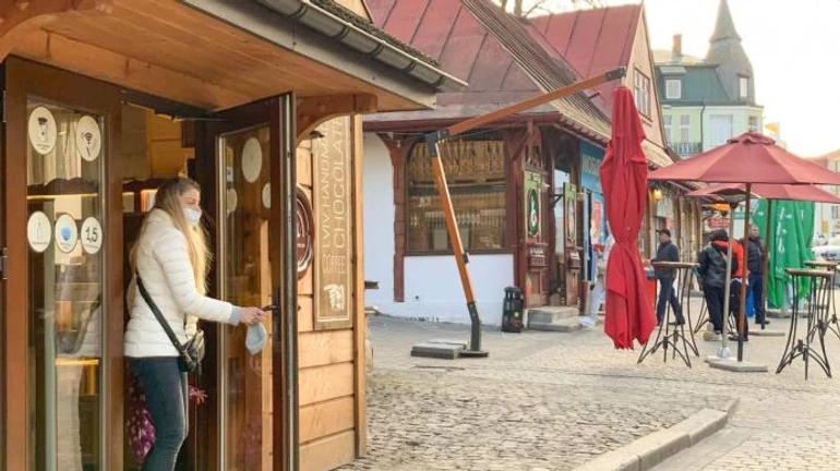 Епідемія йде на спад 6-й тиждень, із червоної зони можуть вийти ще 3 області