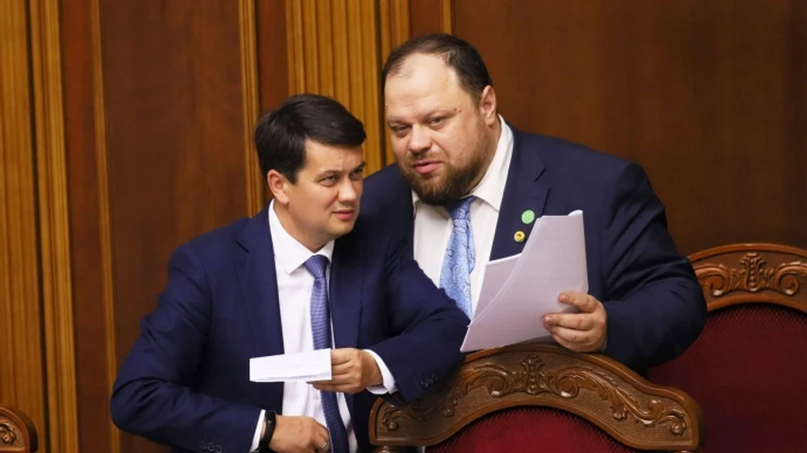 Росія розширила санкції проти українців: додали Разумкова та слуг народу