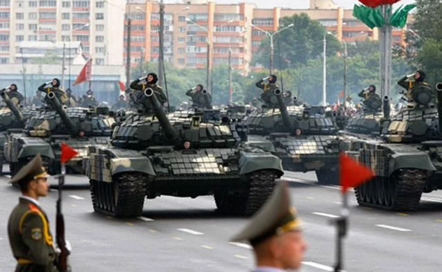 Встигнути до Путіна: Парад 9 травня у Мінську пройде ввечері