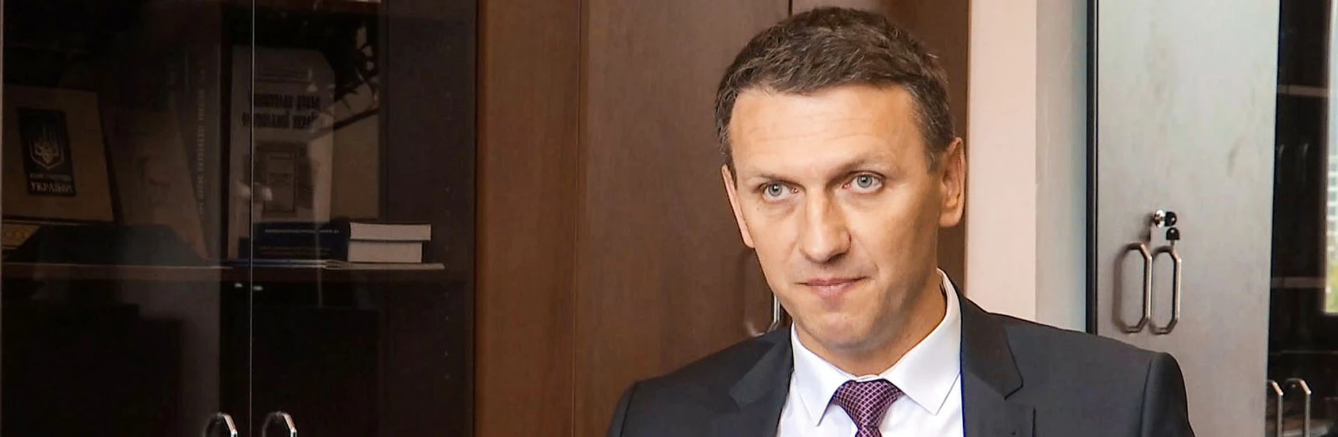 Трубу зірвало. Як і за що Зеленський і Рада розігнали керівництво ДБР