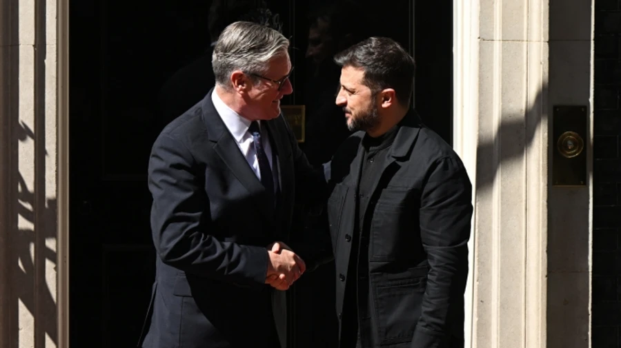 Zelenskyy arrives at official residence of UK PM Keir Starmer