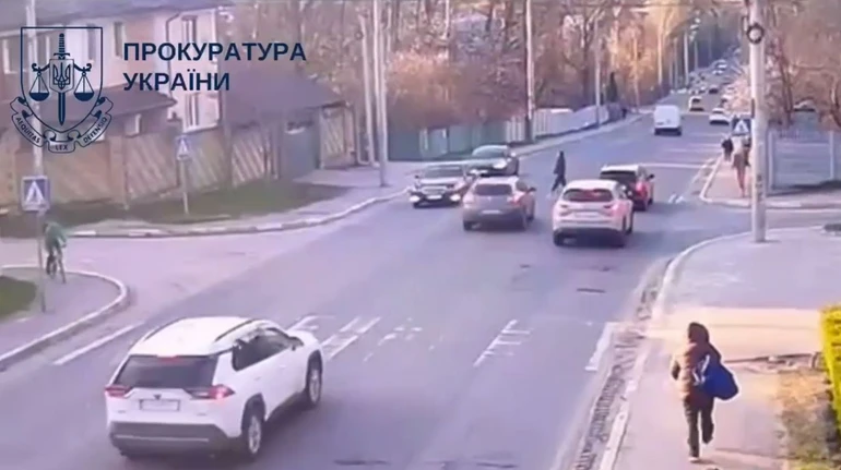 В Ірпені на Київщині авто збило 13-річну дівчину: вона в комі, водія затримали