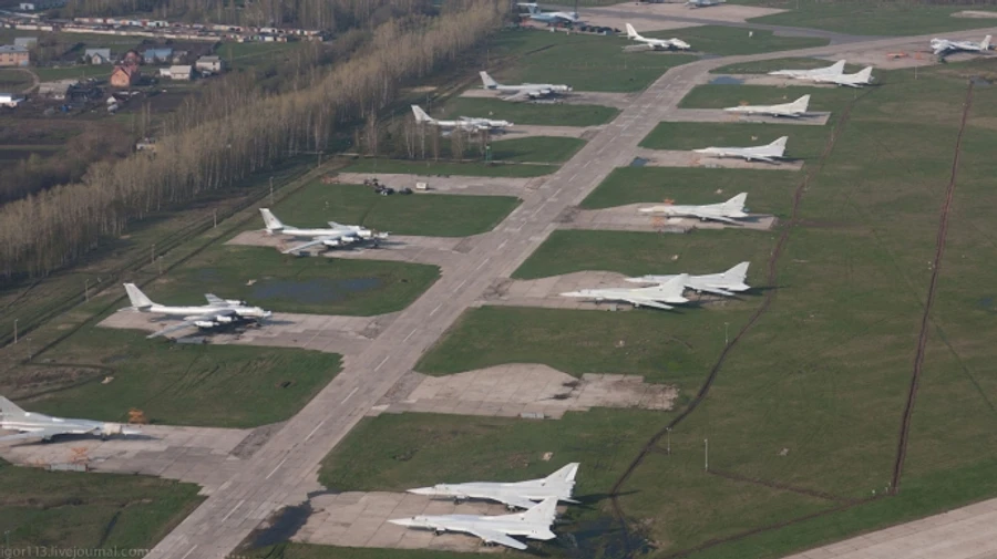 Explosions heard near Dyagilevo air base in Russia's Ryazan – video