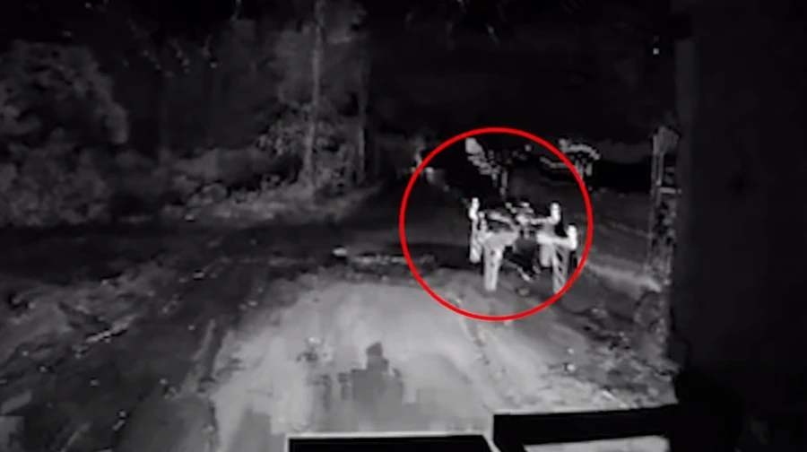 Ukrainian ground robot survives FPV drone strike and completes mission – video