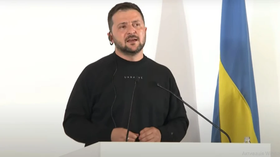 Зеленский уточнил: Бахмут по состоянию на сейчас не захвачен Россией