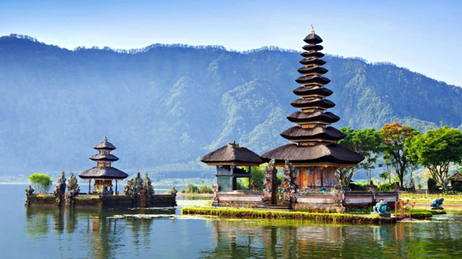 Уряд домовився про безвіз з Індонезією