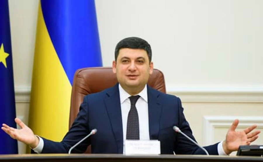 Гройсман хочет, чтобы все переговоры с Россией согласовывались правительством