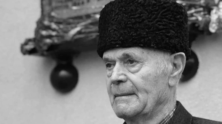 На 89-му році життя помер ветеран кримськотатарського національного руху Асан Джемілєв