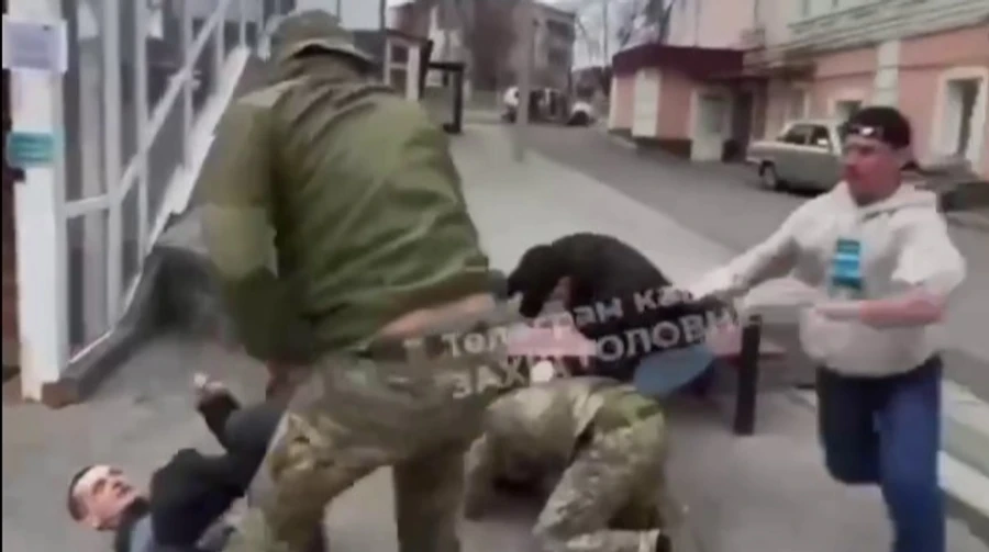 У Луцьку підлітки напали на військовослужбовців ТЦК