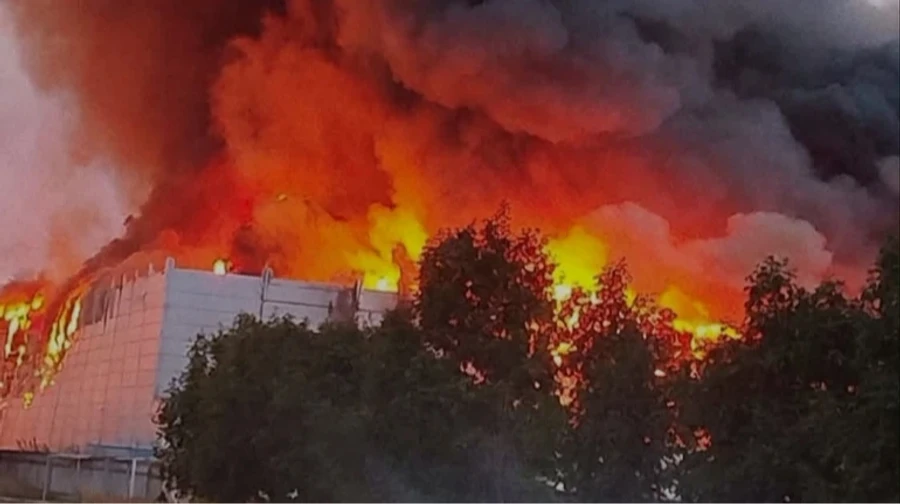 Russian forces attack supermarket chain warehouse in Kyiv Oblast