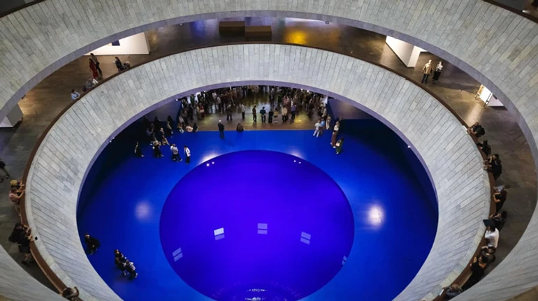 П'ять кіл Тіберія Сільваші. В Українському домі Сільваші об'єднав Караваджо, Яблонську і Макова