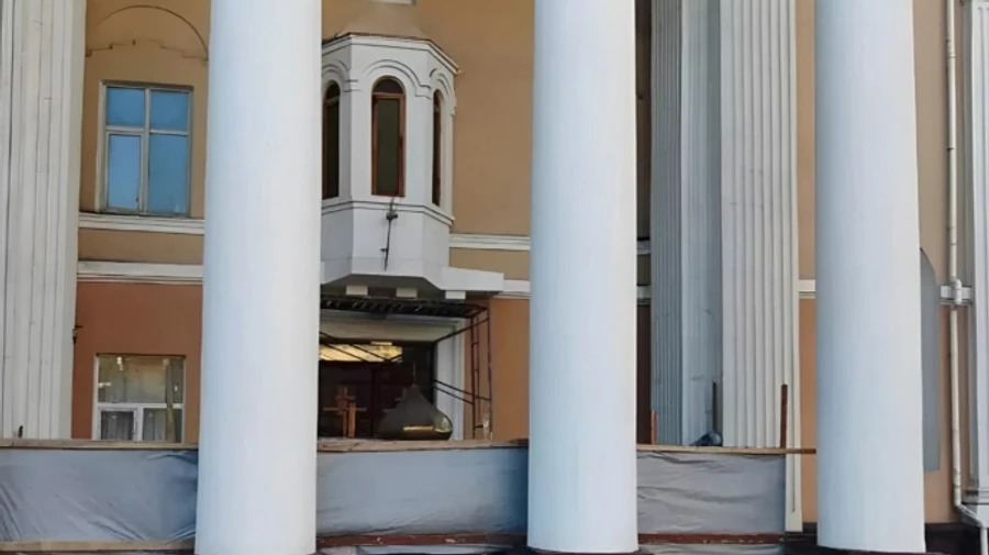 Russian occupation authorities dismantle dome of Ukrainian cathedral in Simferopol, Crimea