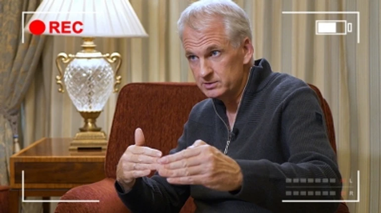 Putin, like Stalin, commits genocide by defining who gets food and who doesn't. An interview with Timothy Snyder