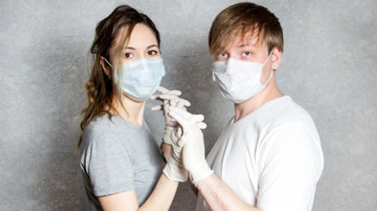 Чи може COVID-19 об'єднати країну: думки жителів з різних сторін України