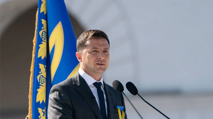 У Зеленского анонсировали пресс-конференцию, но пустят не всех