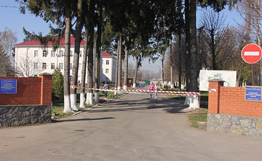 За добу в райцентрі на Вінничині коронавірус виявили у 26 медиків