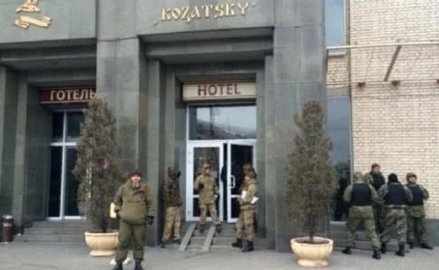 Пасажири з Катару виселилися з обсервації після негативних тестів