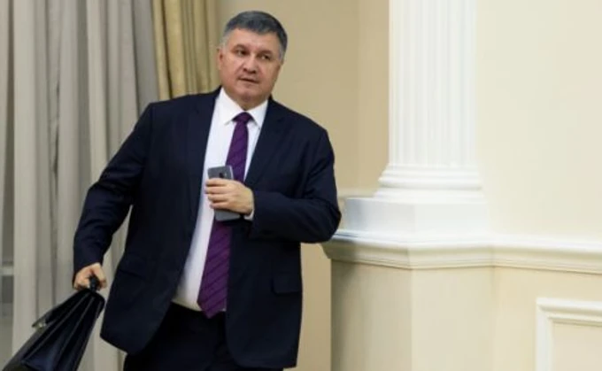 Зеленский сомневается, оставлять ли Авакова – СМИ