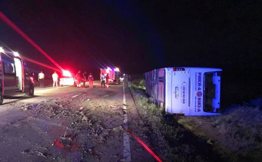 У Румунії автобус з українськими туристами потрапив у ДТП: постраждали діти